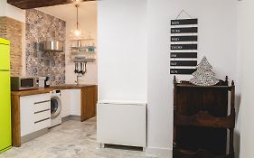 Guesthouse Apartment Seville La Flamenka